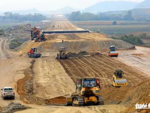 Nghiên cứu dùng cát biển san lấp một phần nền đường cao tốc Bắc - Nam