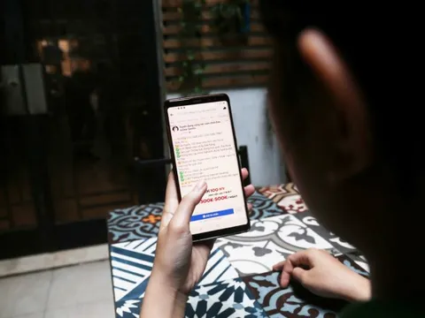 Công nhân đổ nợ vì làm thêm 'chốt đơn hàng' tại nhà