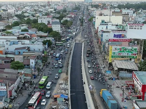 TP.HCM đề xuất thời điểm khởi công cao tốc gần 20.000 tỉ, quy mô 4 làn xe, cắt hai tuyến vành đai nối trực tiếp với Tây Ninh
