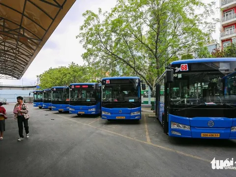 TP.HCM đang thiếu tài xế lái xe buýt