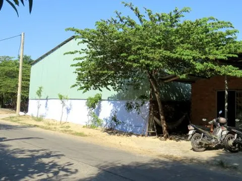 Bị tố lén lút với vợ bạn, phó công an thị xã Tân Châu bị cách chức